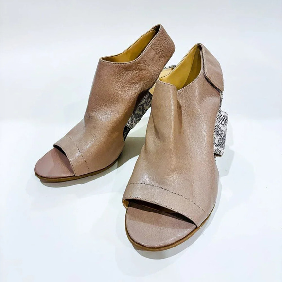 NATURALIZER Zahn snakeskin leather heels  sandals - Picture 6 of 7